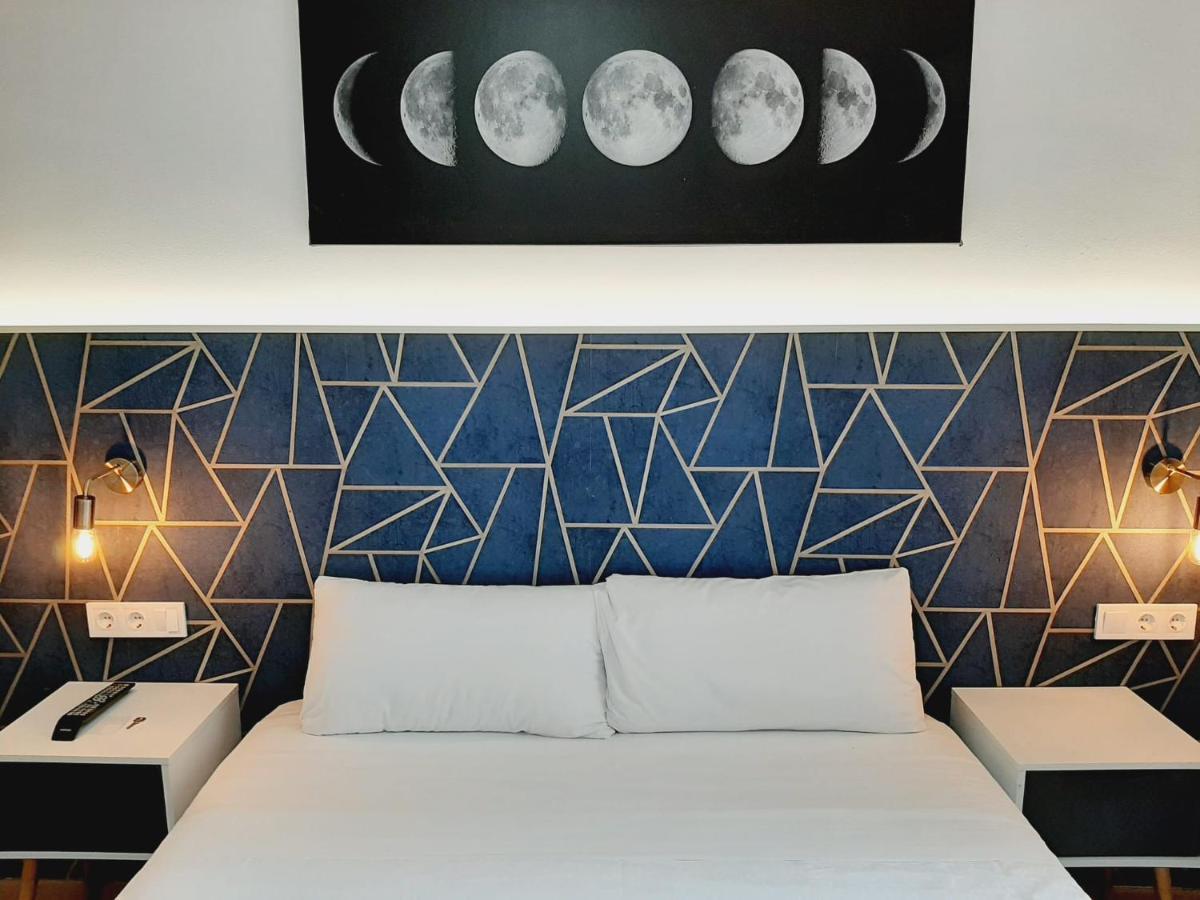 Hostal Laia By Gaiarooms Barcelona Luaran gambar