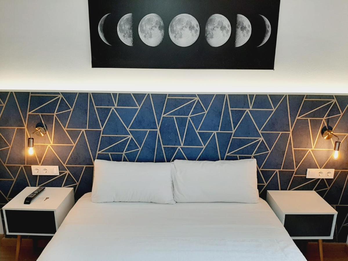 Hostal Laia By Gaiarooms Barcelona Luaran gambar